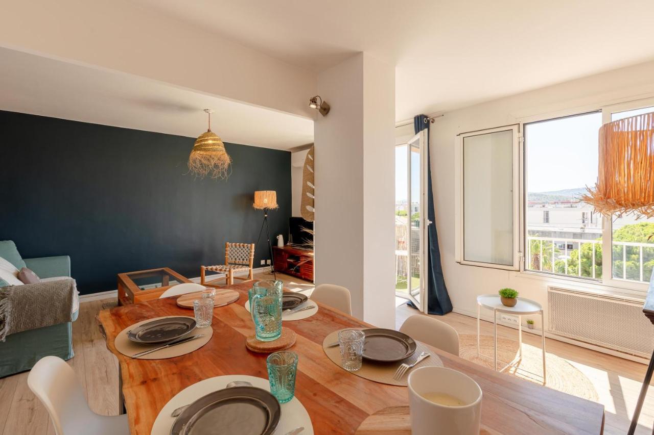 Le Blue Sea - Appt Classe 3 Etoiles A 650M De La Plage Le Lavandou Exterior foto